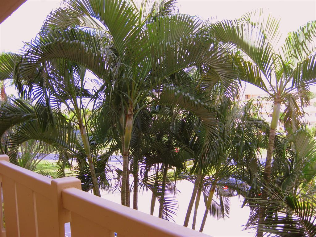 HUNTINGTON LAKES SECT 2 - Residential