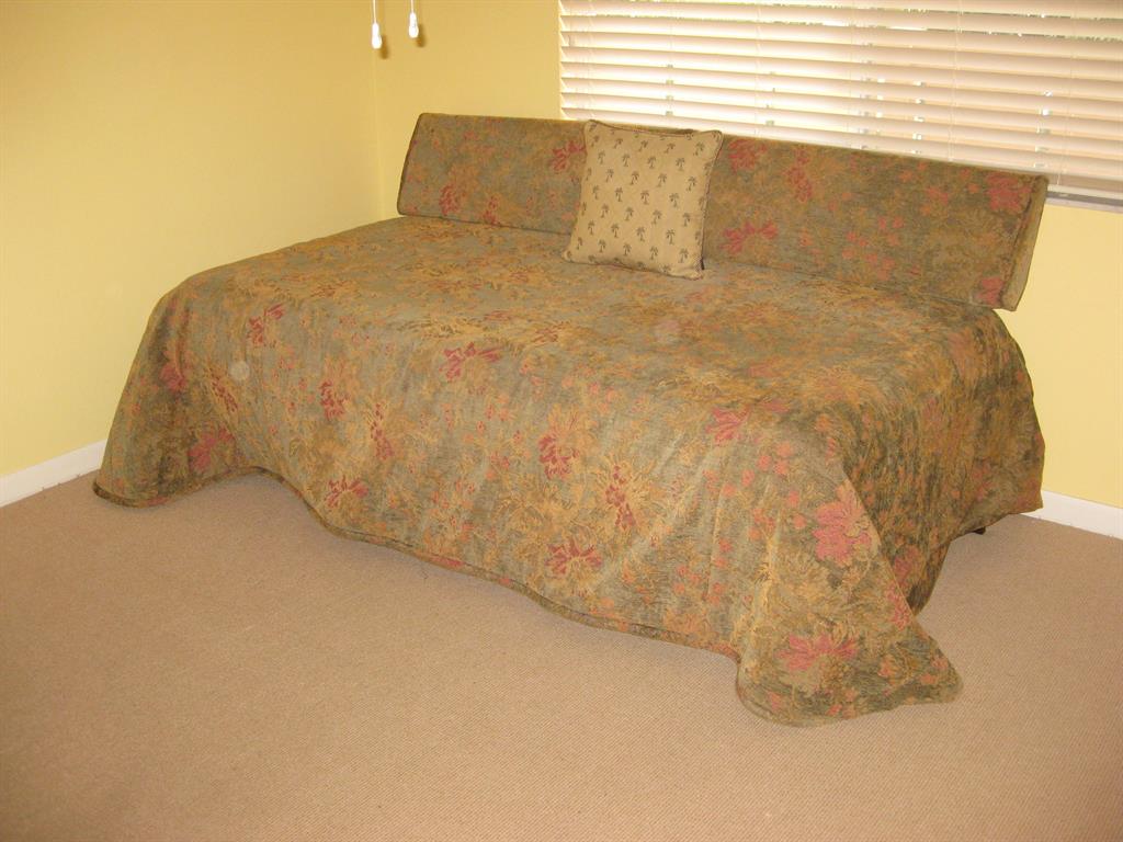 HUNTINGTON LAKES SECT 2 - Residential