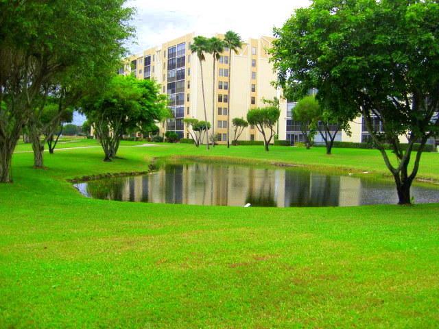 HUNTINGTON LAKES SECT 2 - Residential