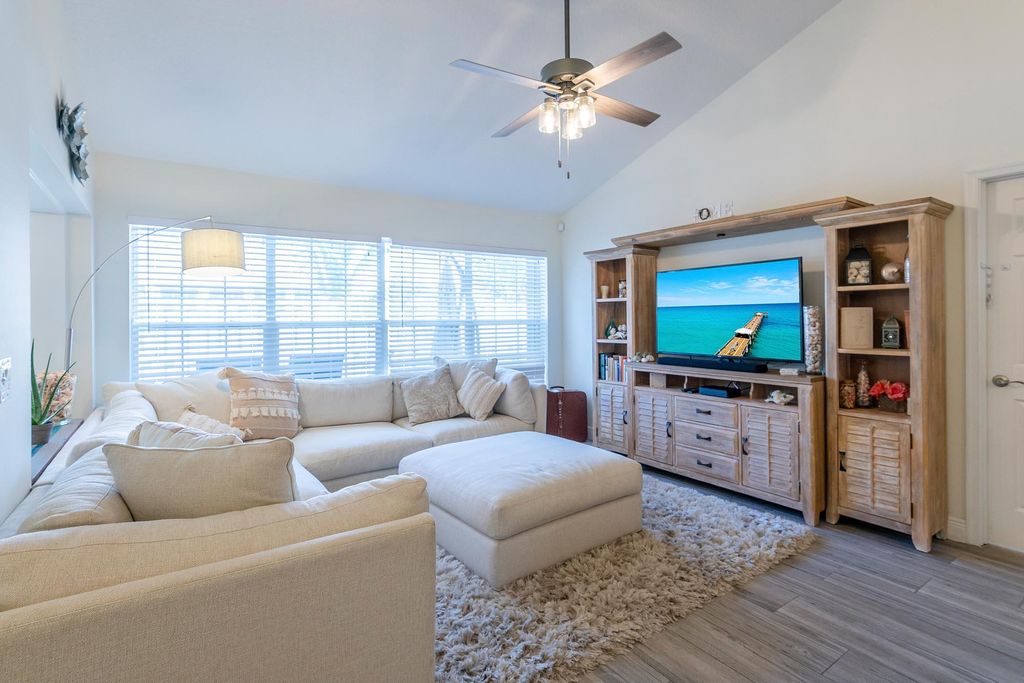 Photo of 101 Palomino Drive, Jupiter, FL 33458 (MLS # R10930917)