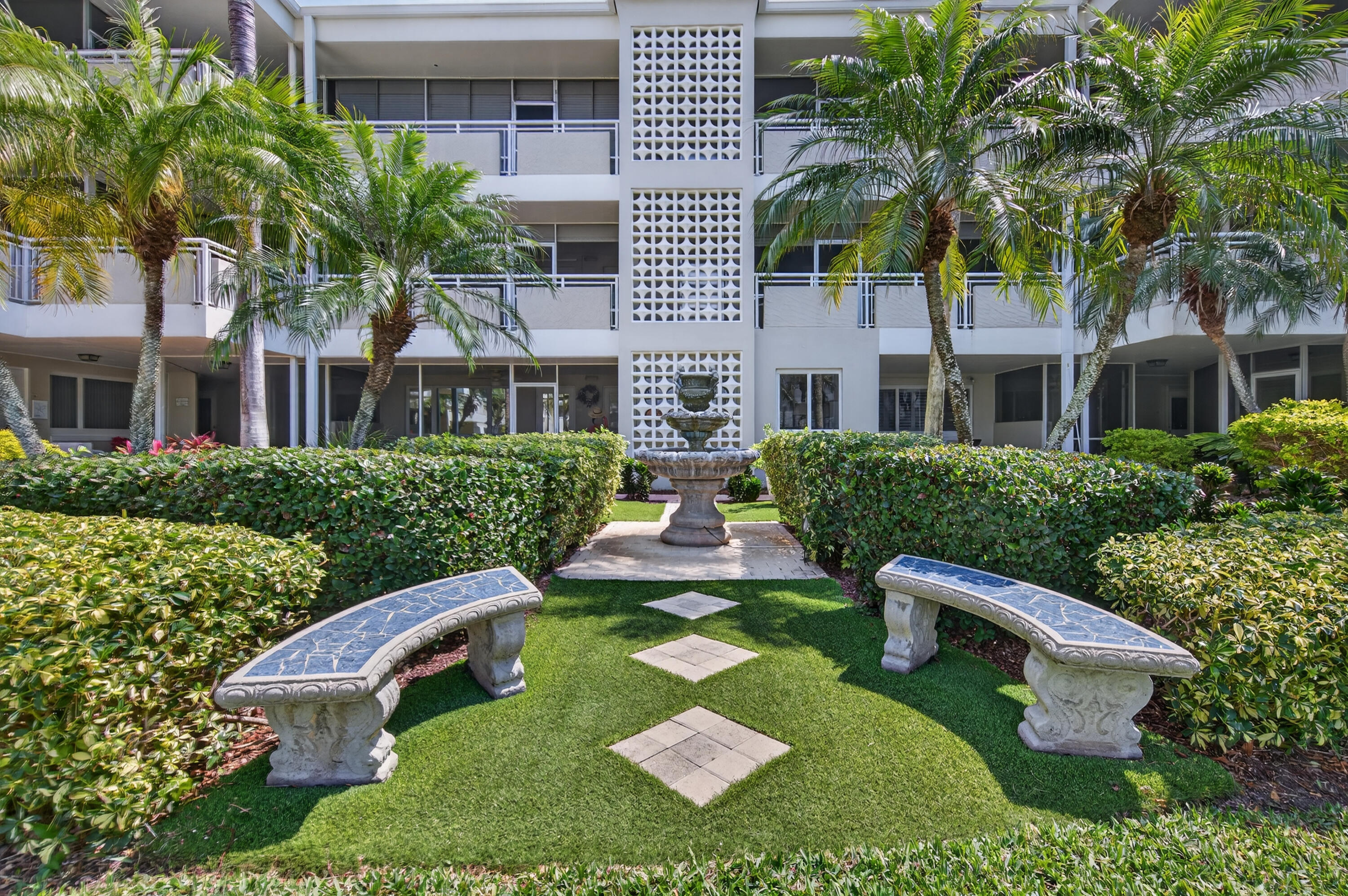 HILLSBORO IMPERIAL APTS CONDO - Residential