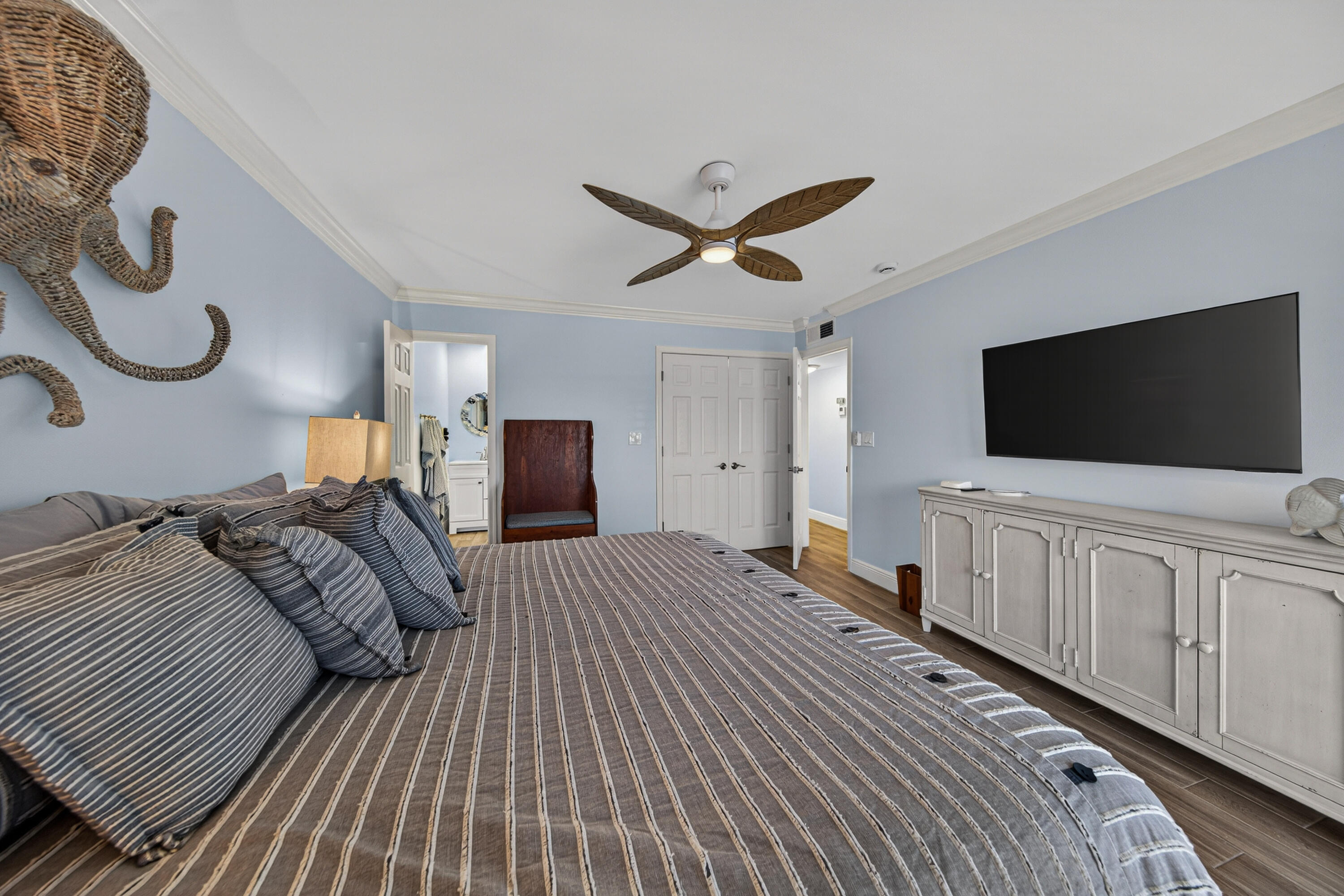 HILLSBORO IMPERIAL APTS CONDO - Residential