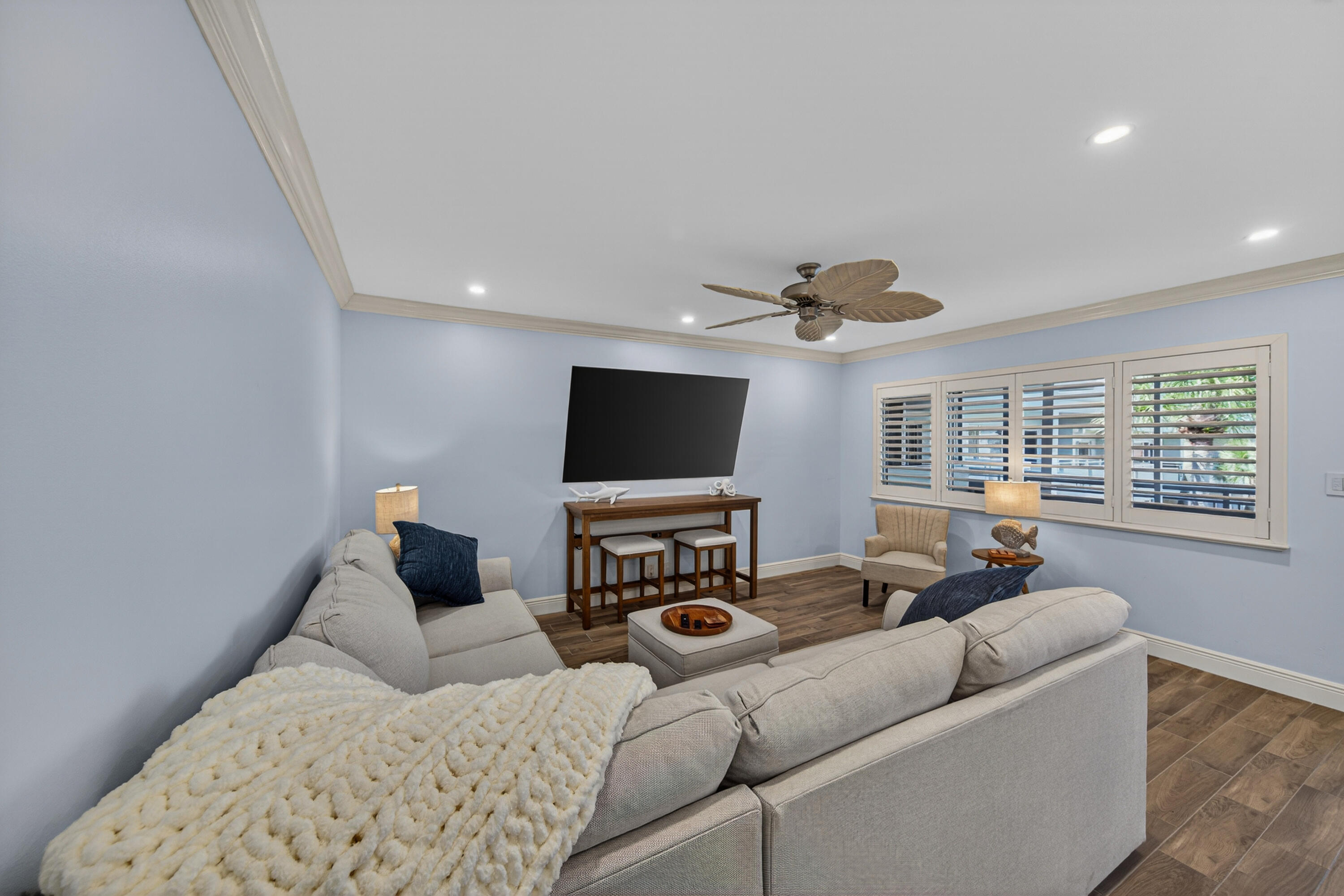 HILLSBORO IMPERIAL APTS CONDO - Residential