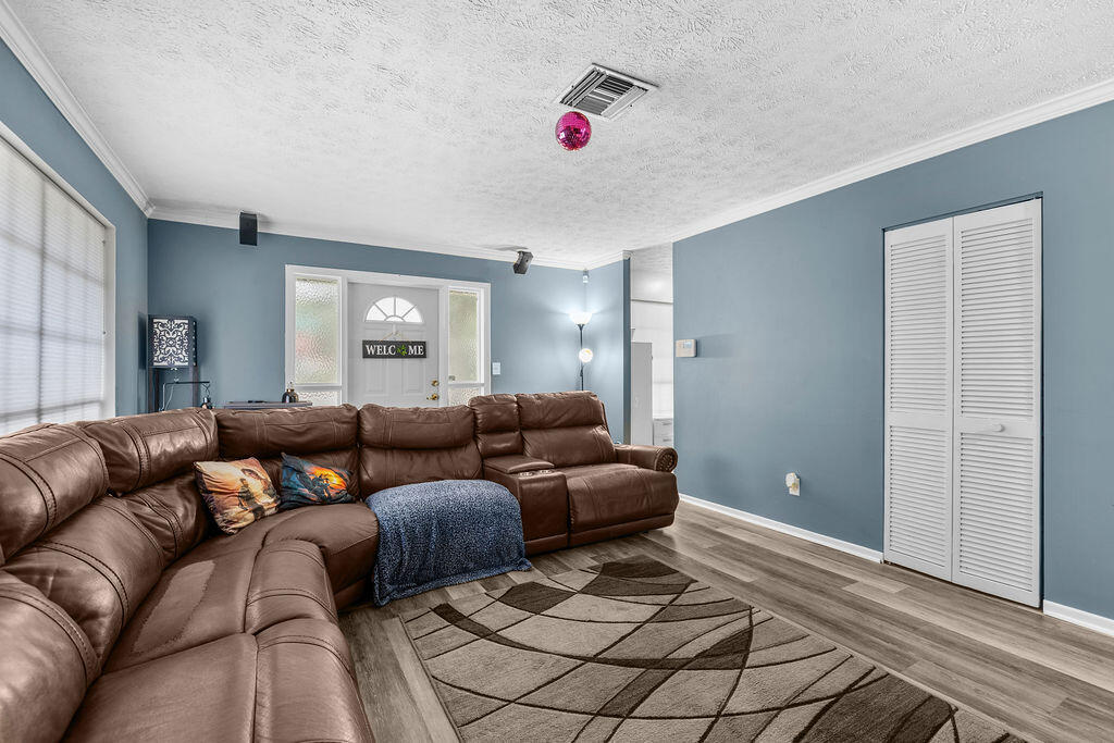 PORT ST LUCIE SECTION 30 - Residential