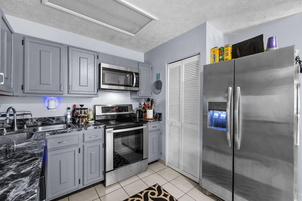 PORT ST LUCIE SECTION 30 - Residential
