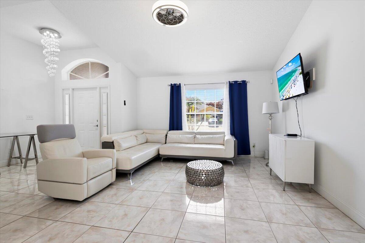 PORT ST LUCIE SECTION 43 - Residential