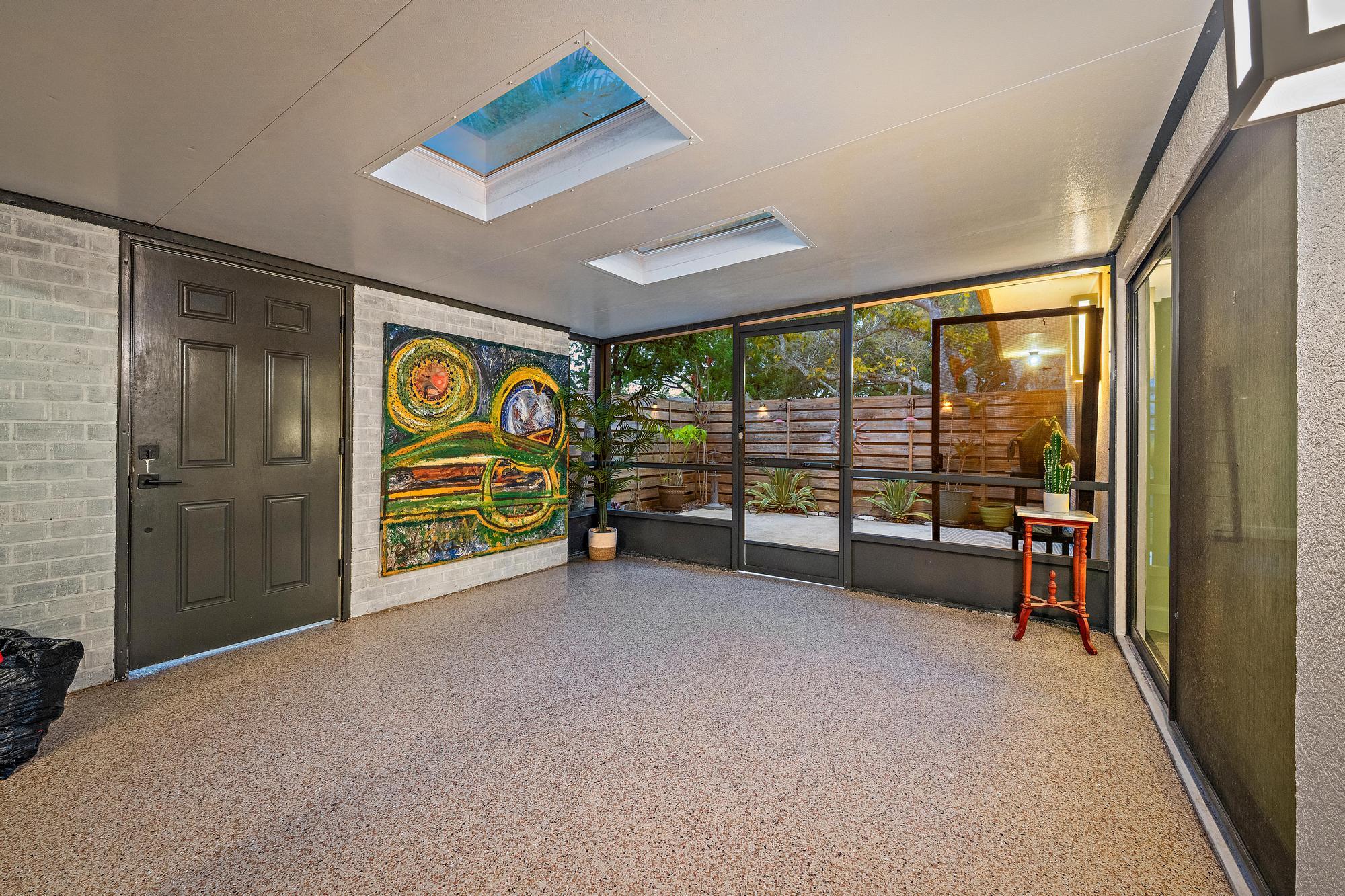 GLENWOOD TWNHS - Residential