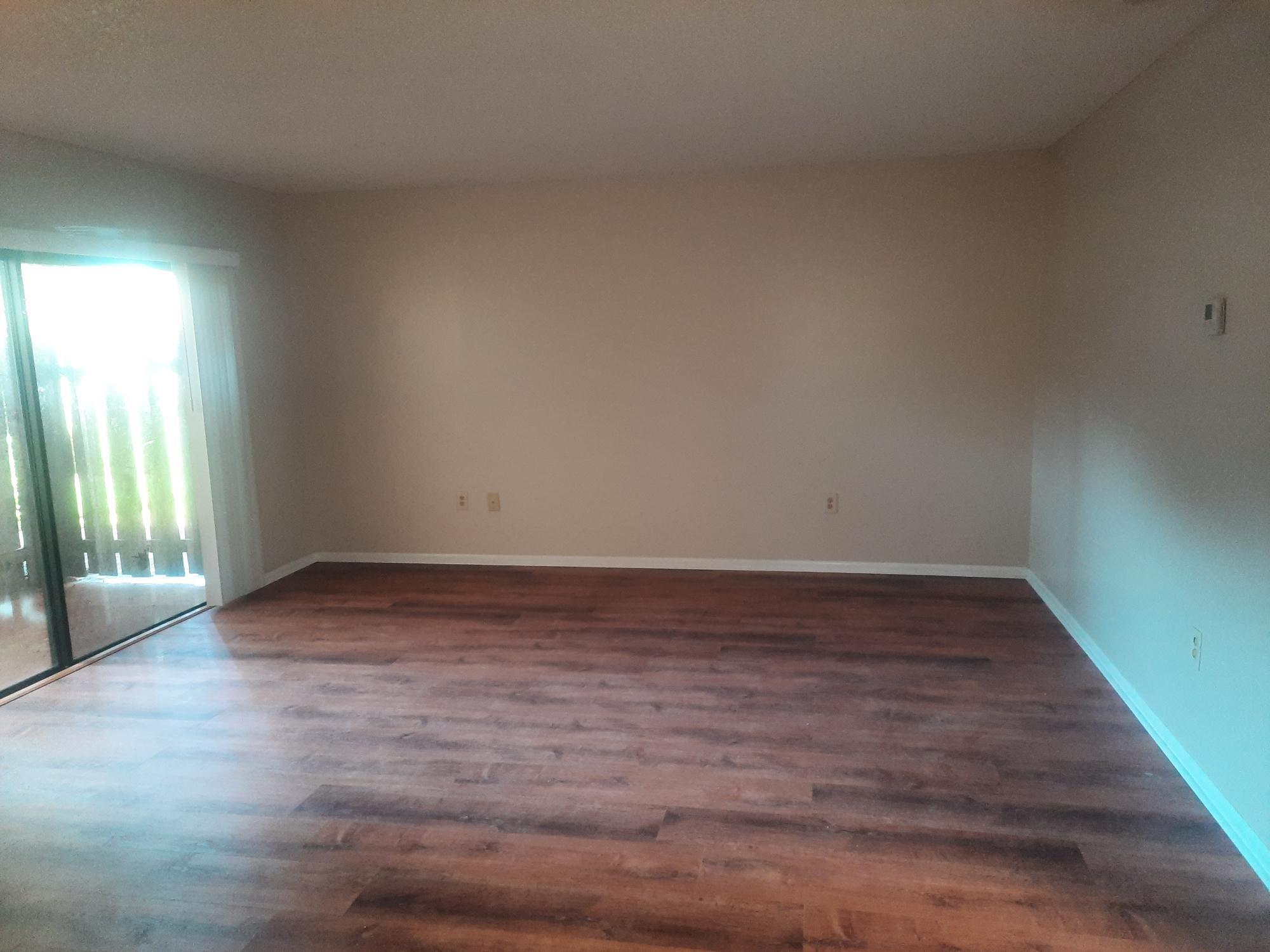 ISLAND HOUSE - Residential Lease