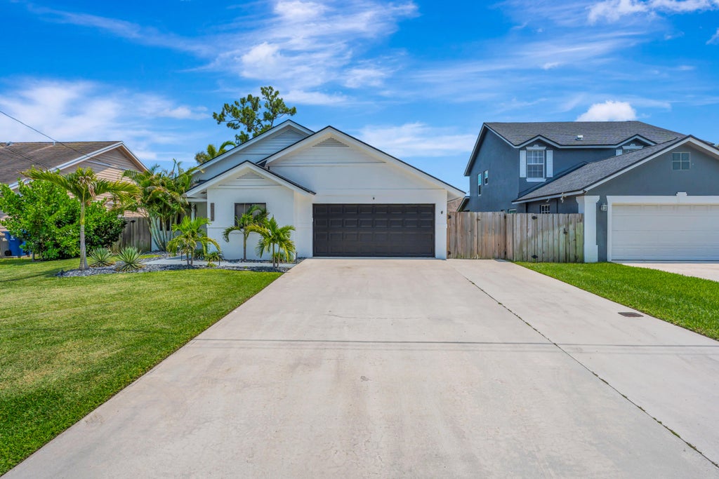 Photo of 6312 Michael Street, Jupiter, FL 33458 (MLS # B26038867)