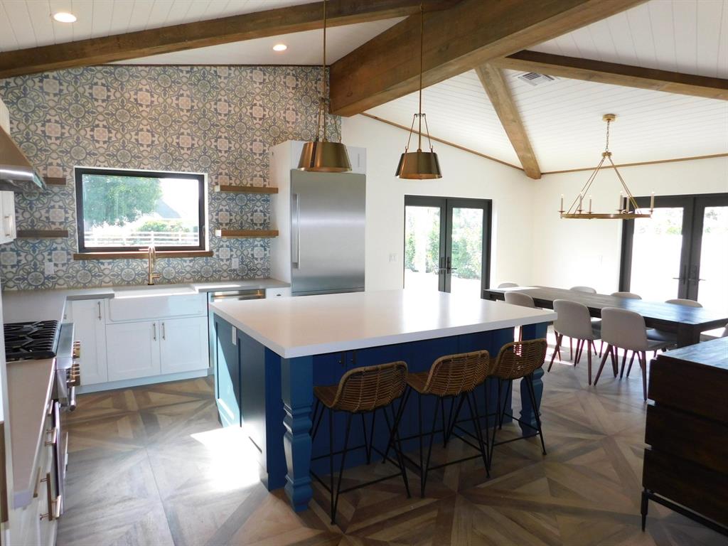 SADDLE TRAIL PARK OF WELL - Residential