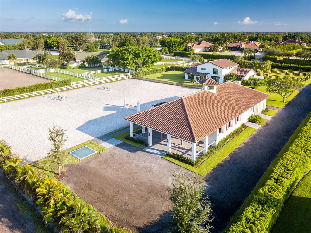 SADDLE TRAIL PARK OF WELL - Residential