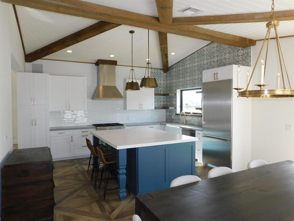 SADDLE TRAIL PARK OF WELL - Residential