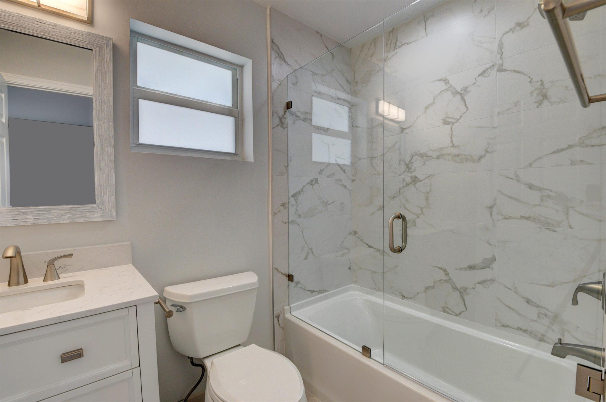 BOCA RATON SQUARE GATEWAY - Commercial Sale