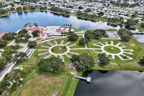 A home in Barefoot Bay