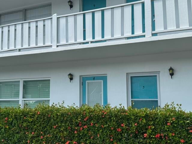 2929 SE OCEAN Boulevard 113-4
