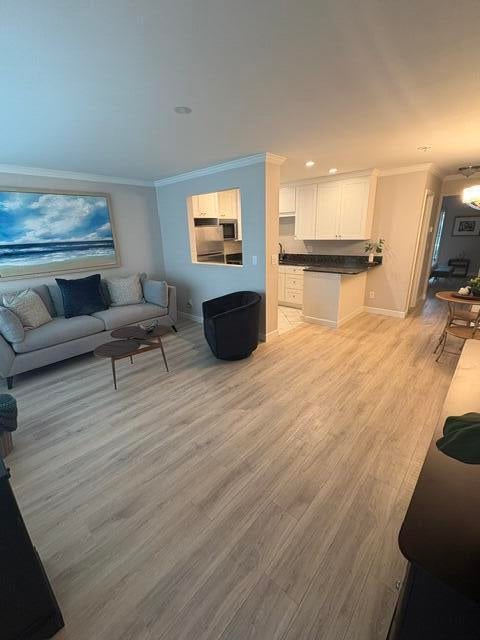 2929 SE OCEAN Boulevard 113-4