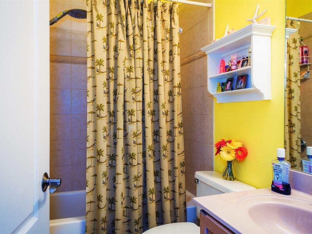 MURANO BAY - Residential