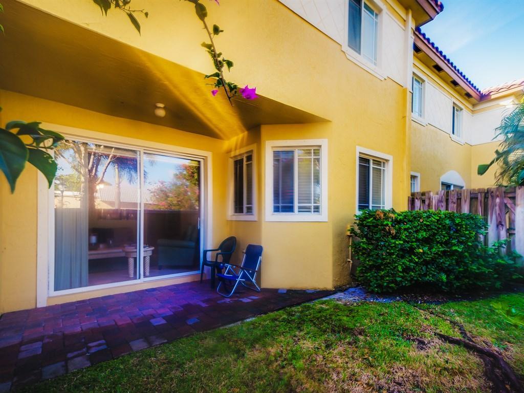 MURANO BAY - Residential