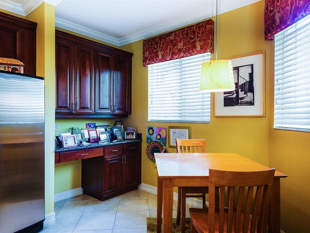 MURANO BAY - Residential