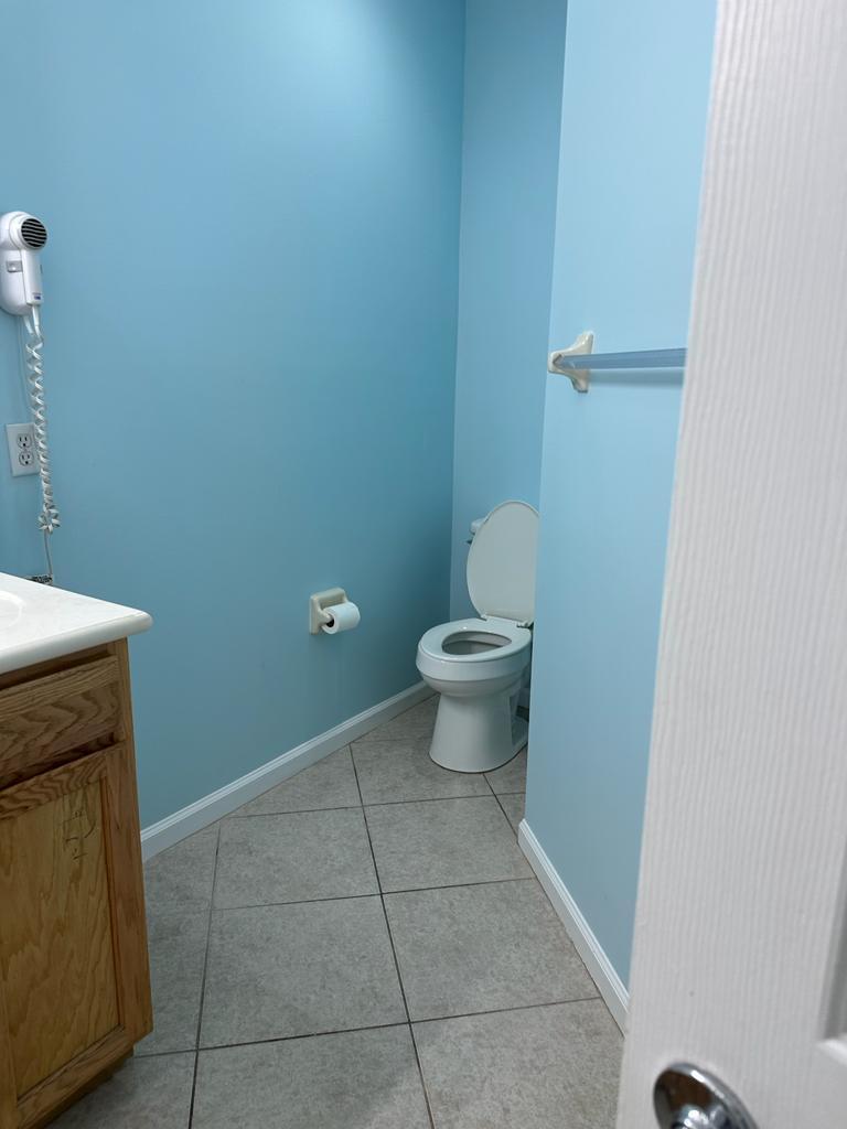 CASTLE PINES CONDOMINIUM - Residential Lease