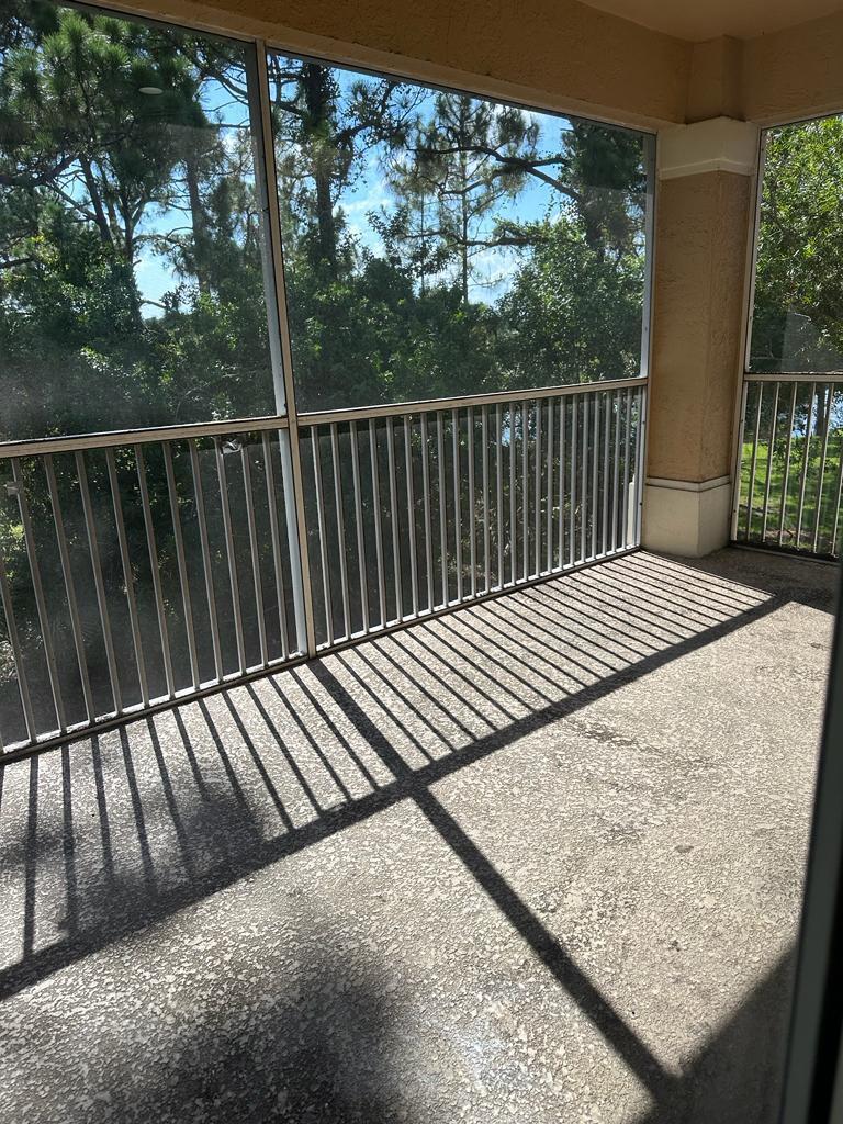 CASTLE PINES CONDOMINIUM - Residential Lease