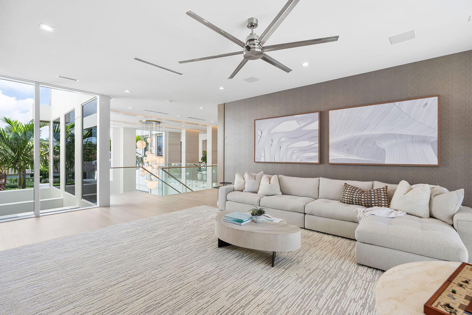 ROYAL PALM YACHT & COUNTR - Residential