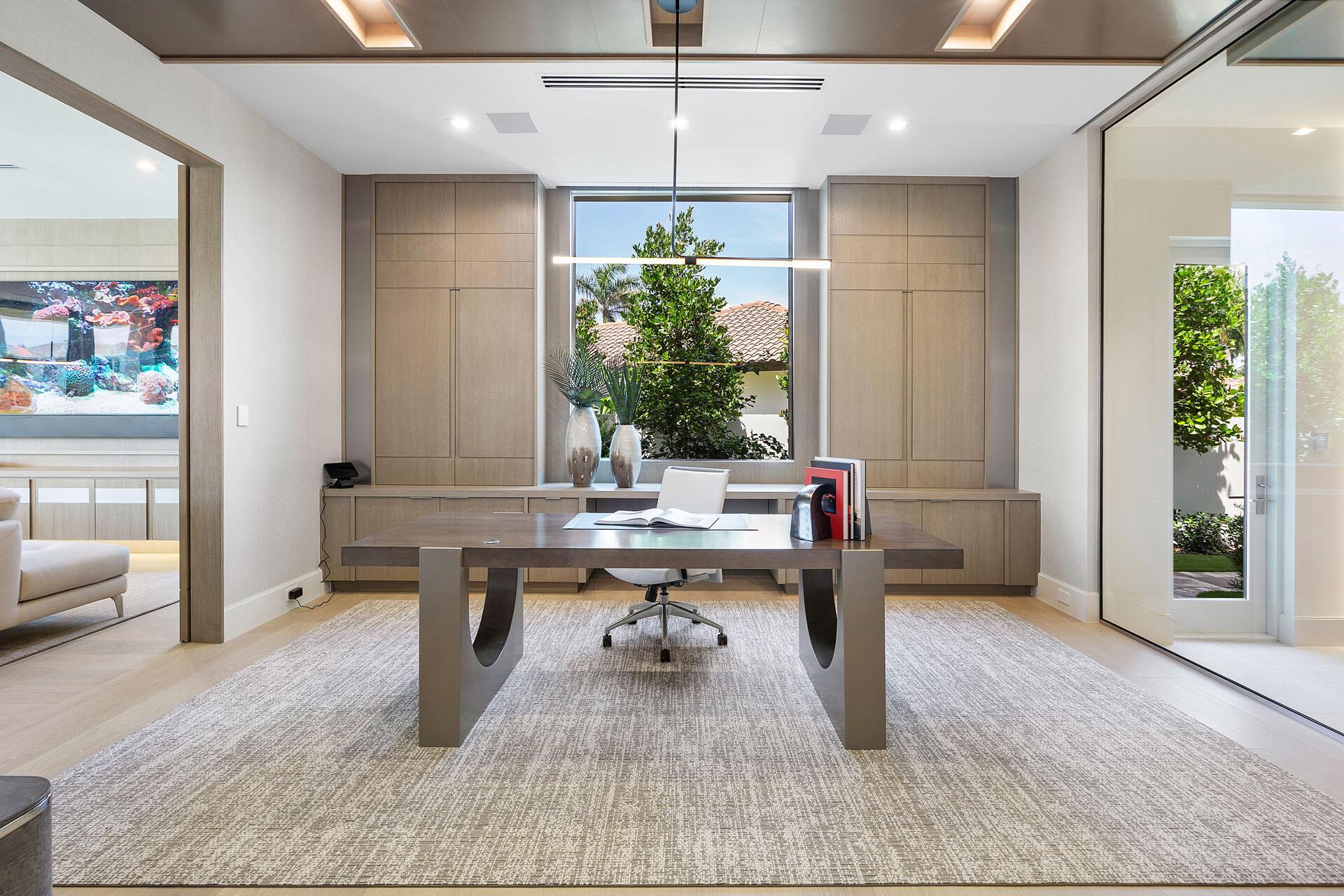 ROYAL PALM YACHT & COUNTR - Residential