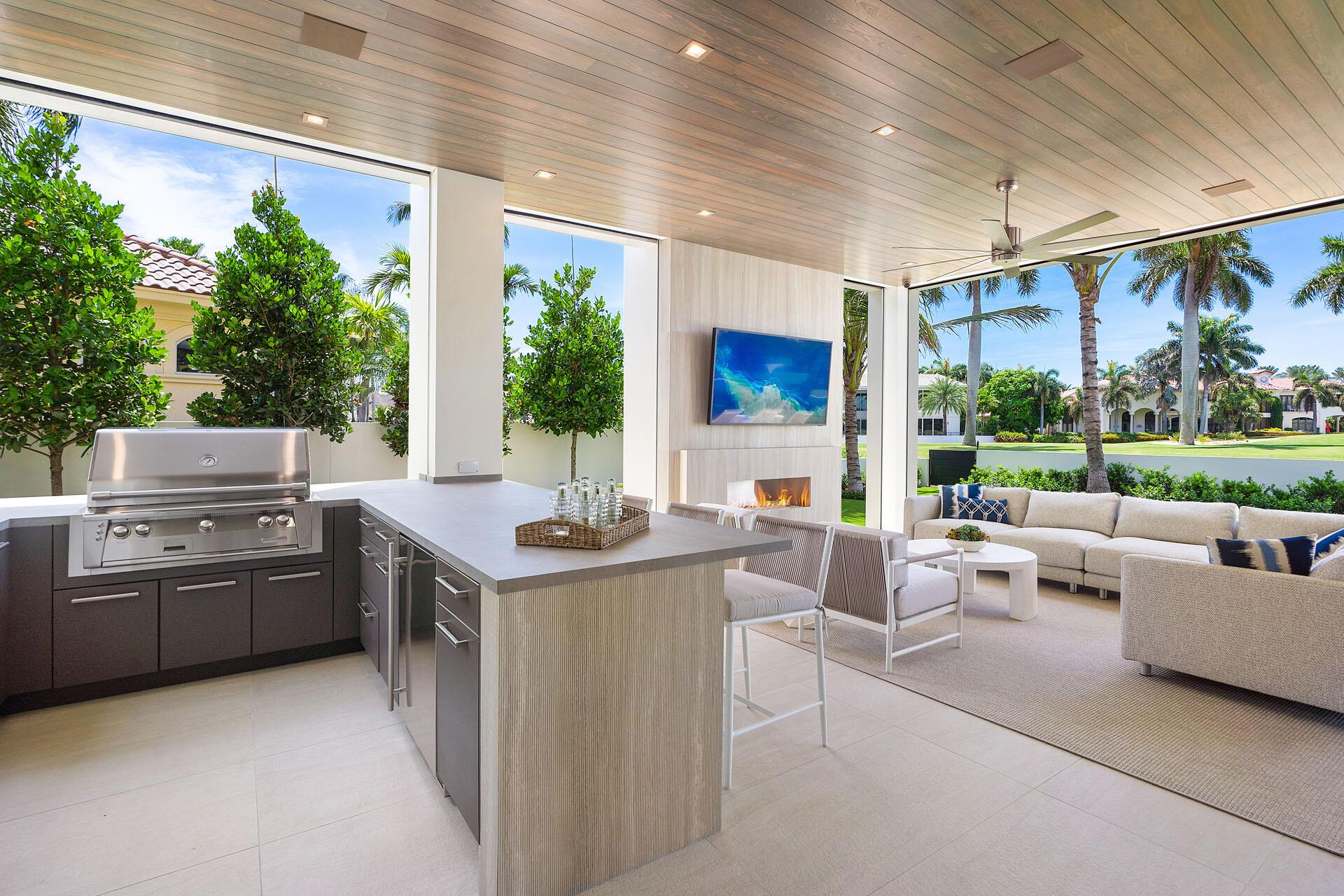 ROYAL PALM YACHT & COUNTR - Residential