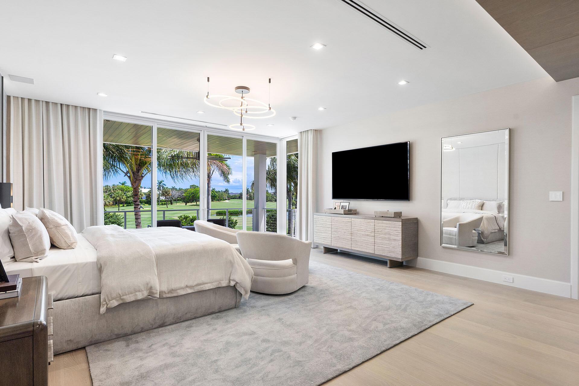 ROYAL PALM YACHT & COUNTR - Residential