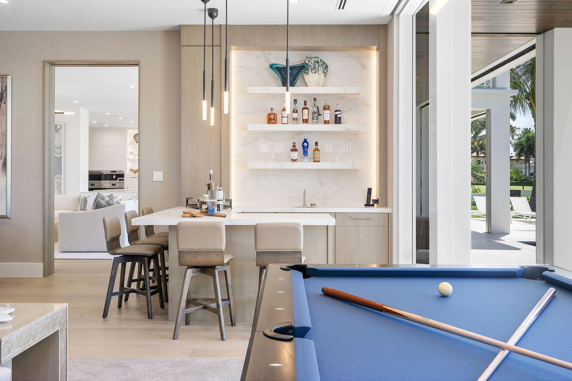 ROYAL PALM YACHT & COUNTR - Residential