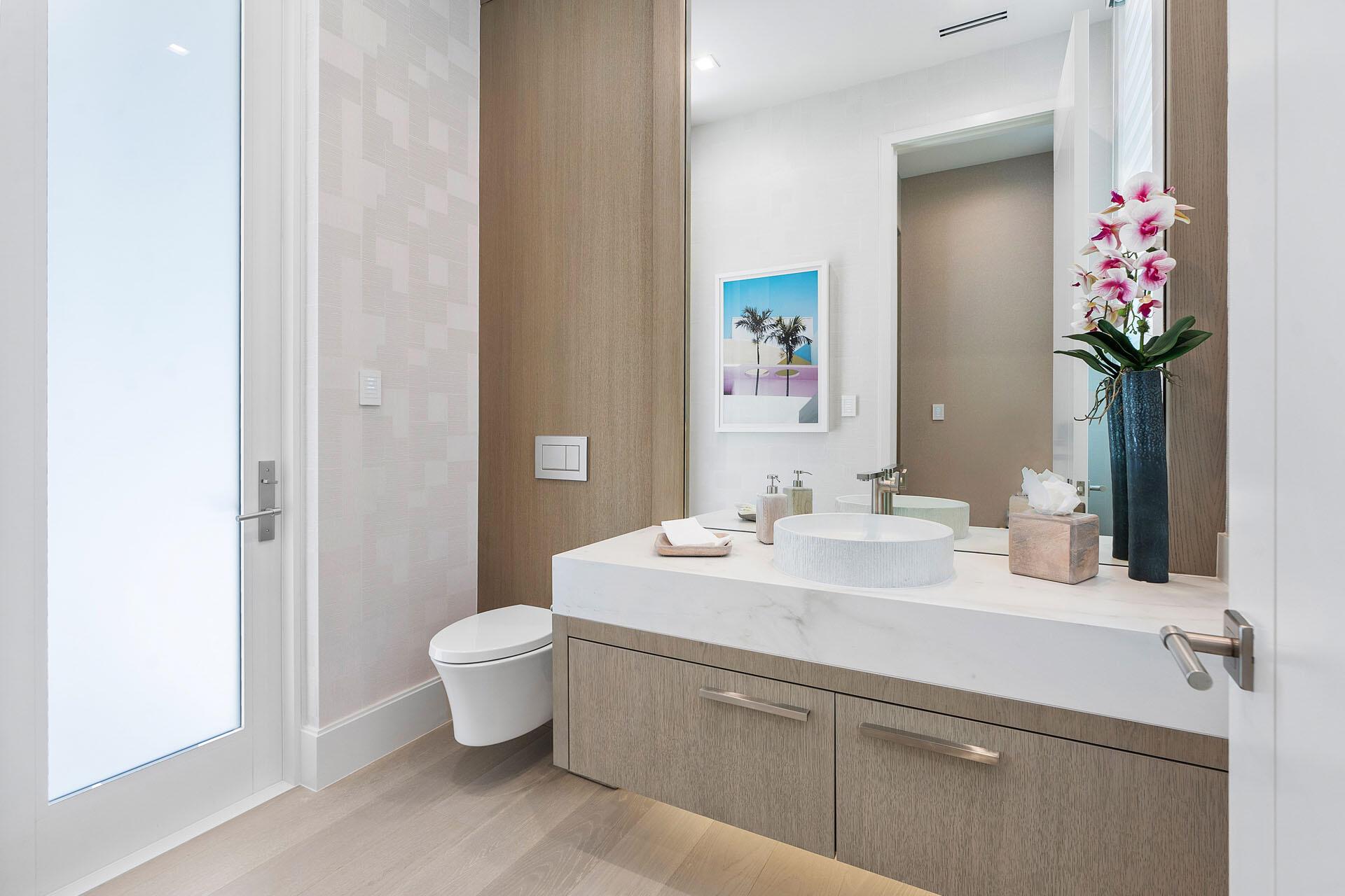 ROYAL PALM YACHT & COUNTR - Residential