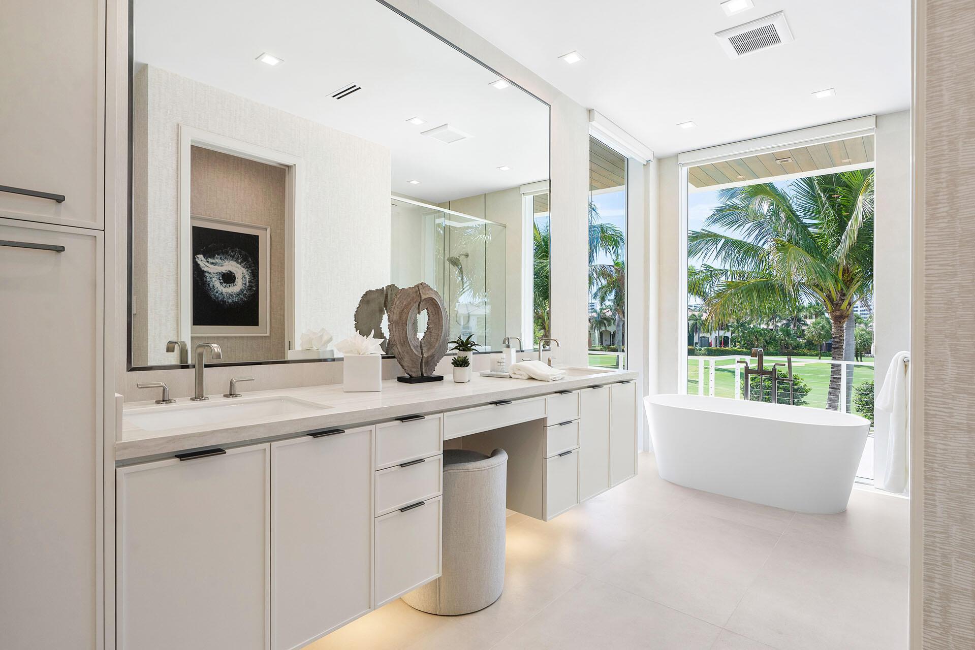 ROYAL PALM YACHT & COUNTR - Residential