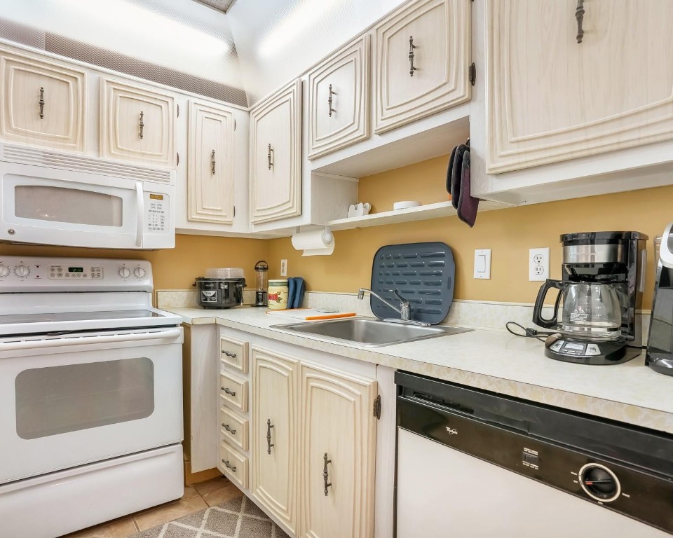 Somerset Condominiums - Residential