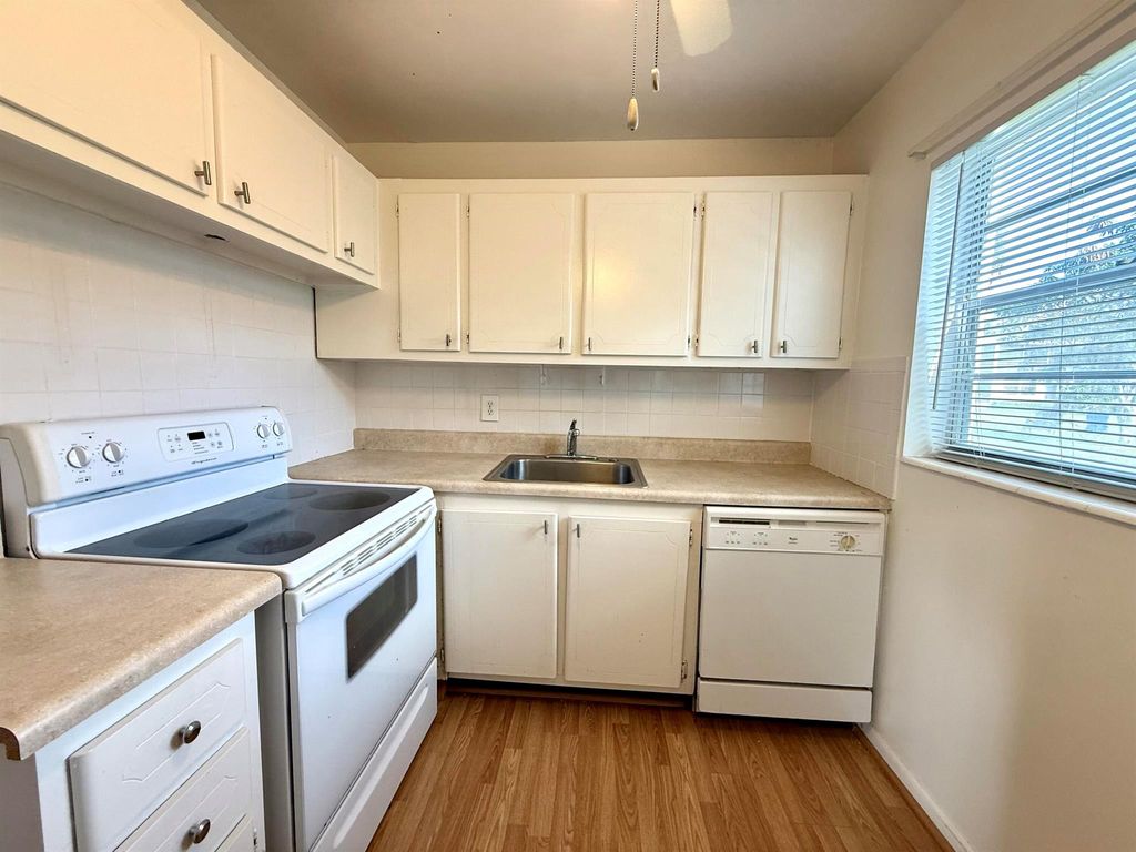 Photo of 148 Coventry G, West Palm Beach, FL 33417 (MLS # R11142441)