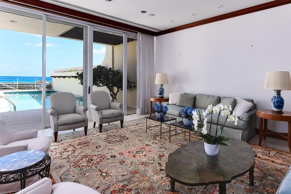 RESIDENCES AT SLOANS CURV - Residential