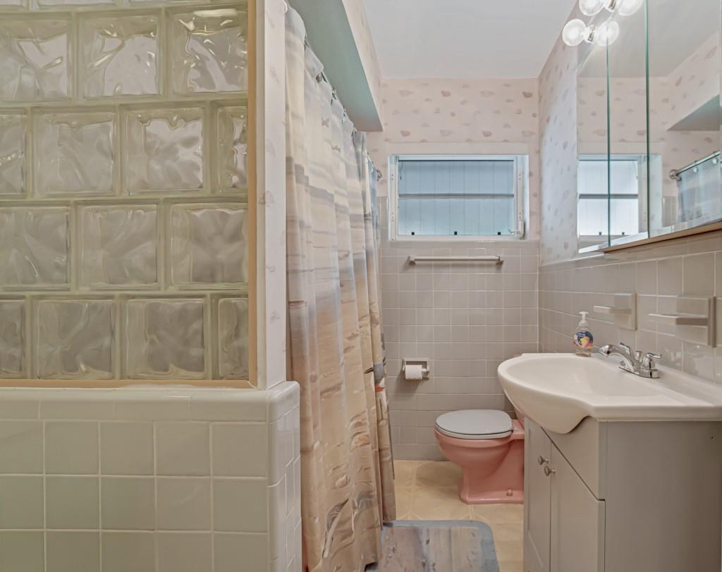 Palm Beach Shores - Residential