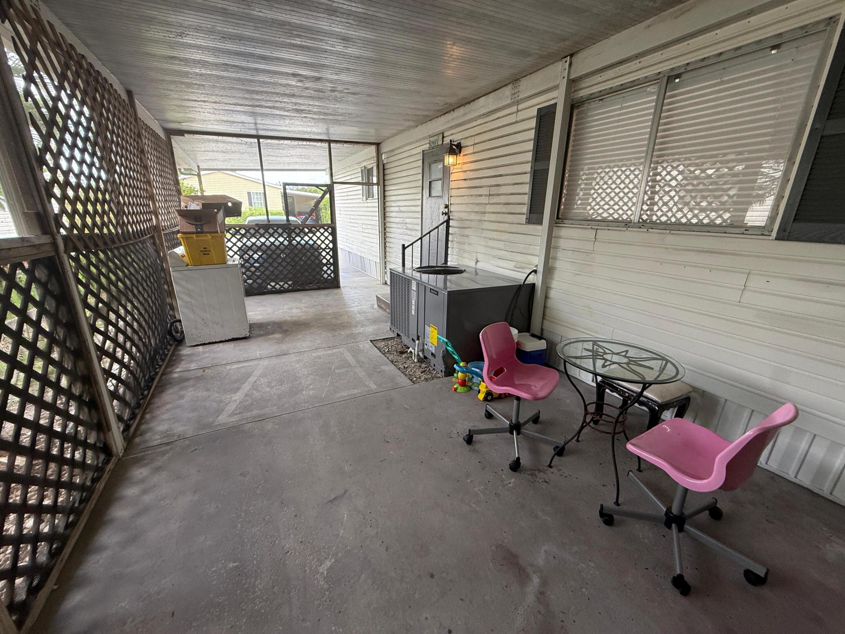 Lake Worth Village - Residential