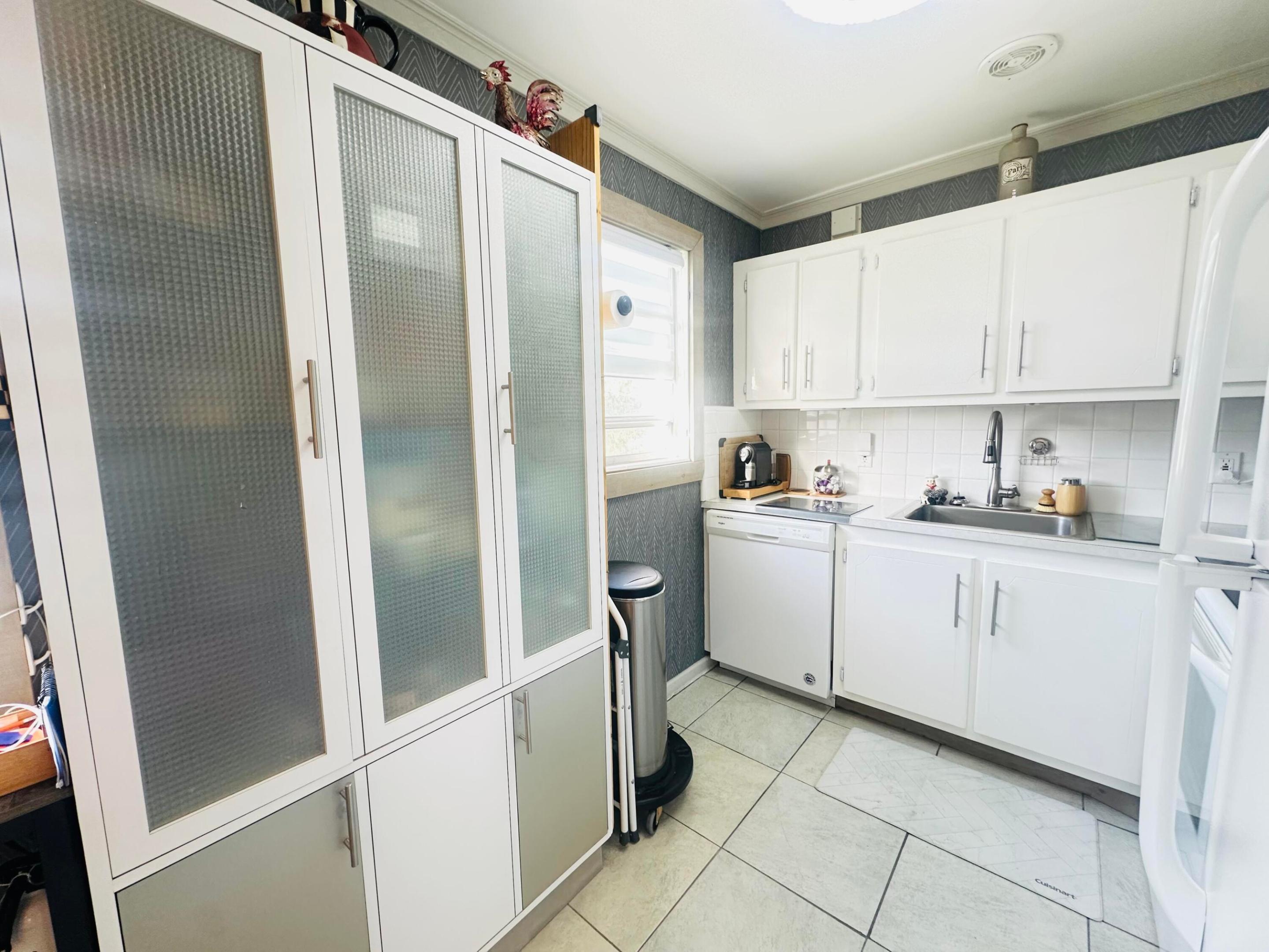 VENTNOR L CONDO - Residential