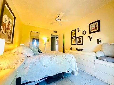 Tiny photo for 200 Ventnor L #200, Deerfield Beach, FL 33442 (MLS # B26008186)