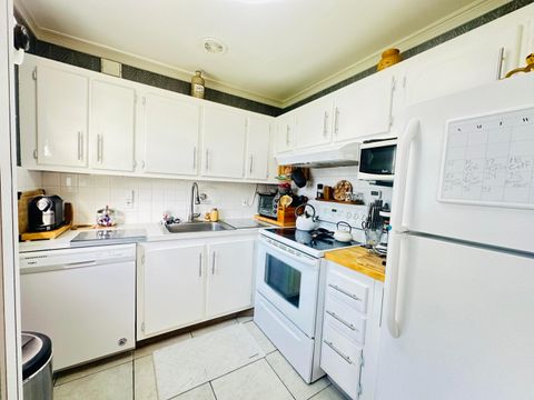 Tiny photo for 200 Ventnor L #200, Deerfield Beach, FL 33442 (MLS # B26008186)
