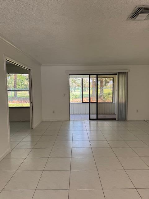 203 E Lakeview Dr Drive E