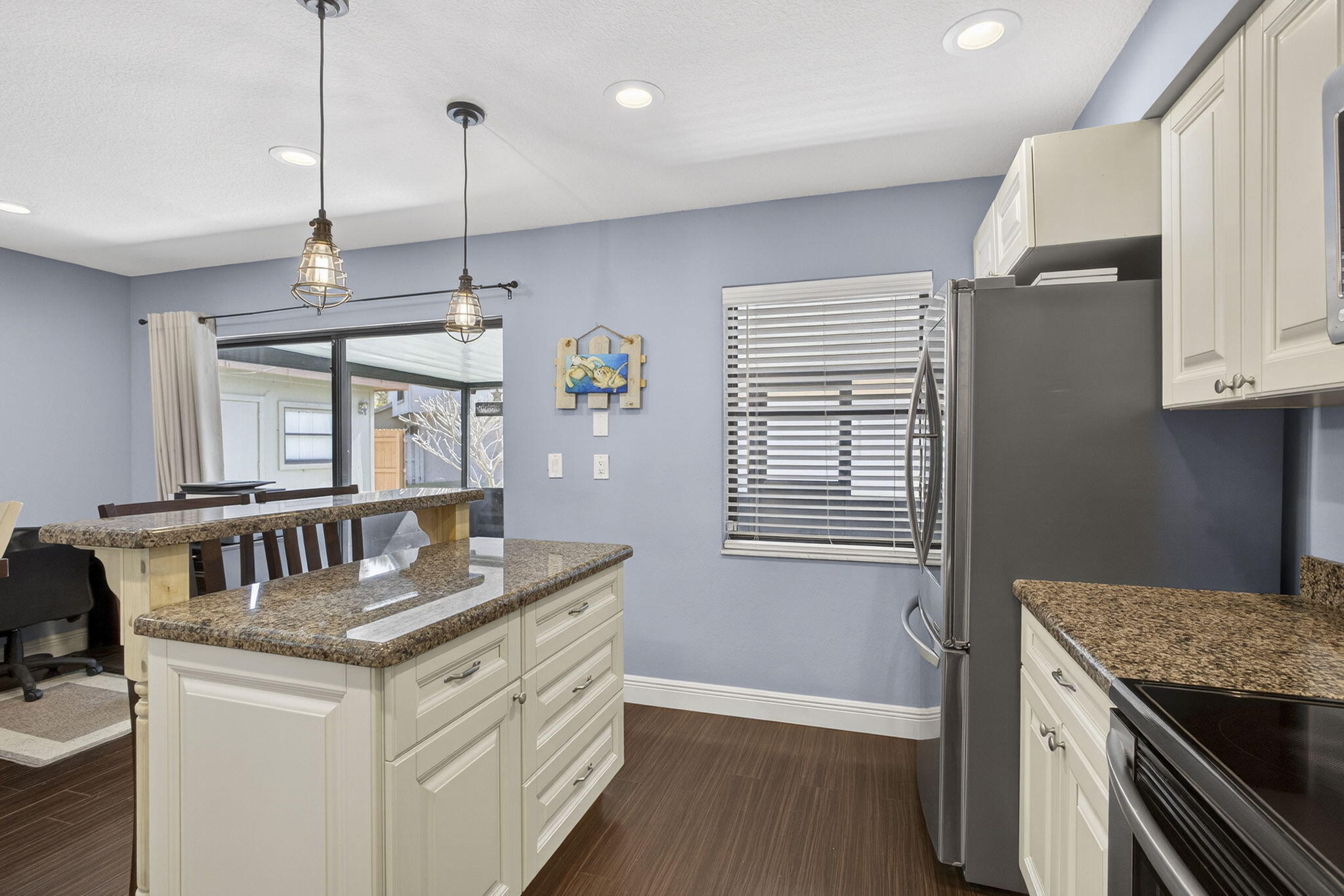 SANDTREE - Residential