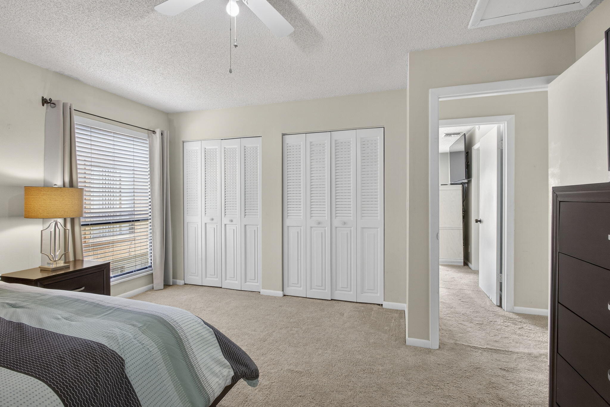 SANDTREE - Residential