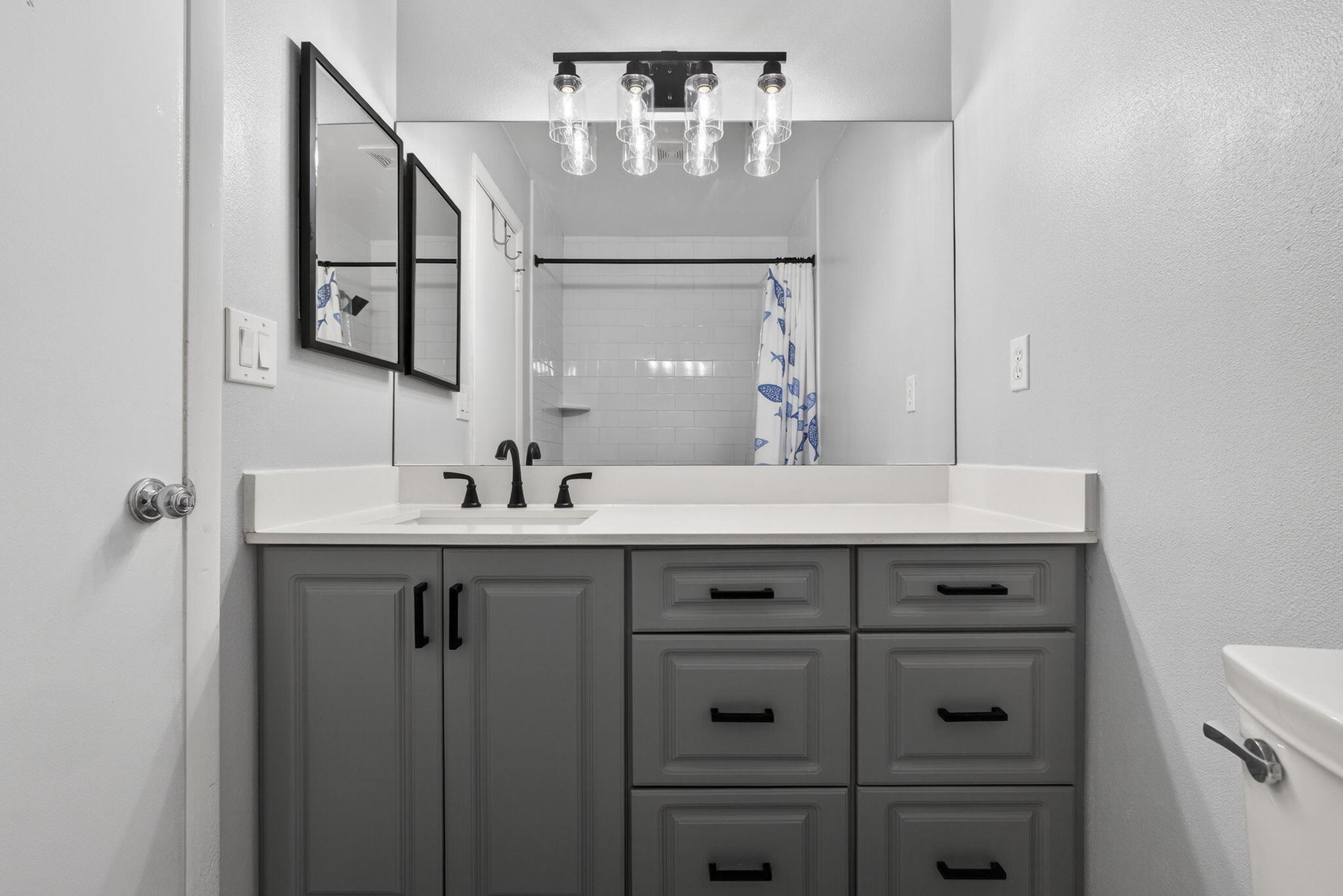 SANDTREE - Residential