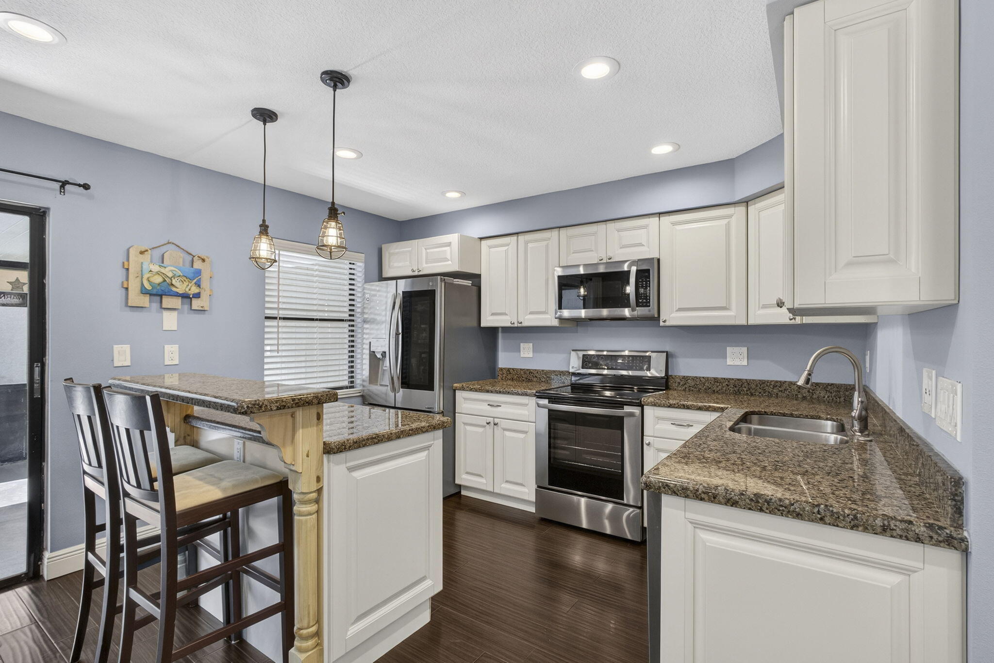 SANDTREE - Residential