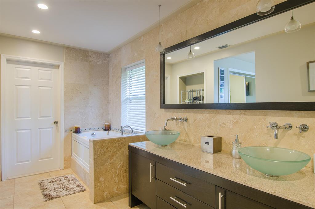 ISLAND LAKES SEC 1 1 - Residential Lease