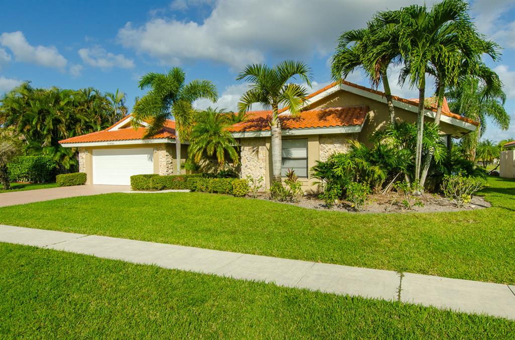 ISLAND LAKES SEC 1 1 - Residential Lease