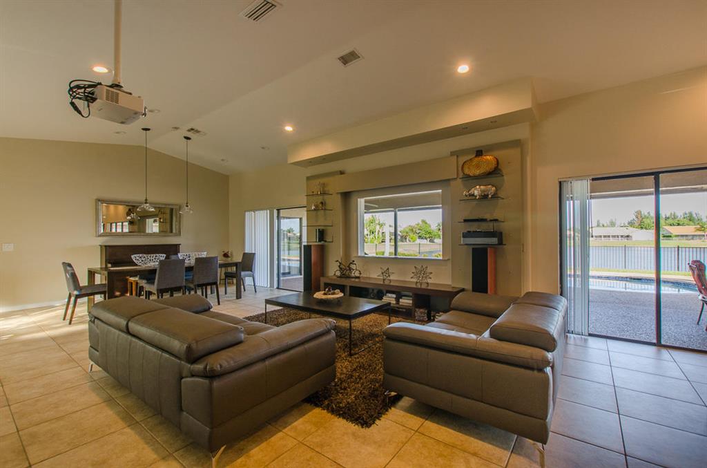 ISLAND LAKES SEC 1 1 - Residential Lease