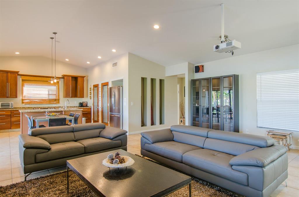 ISLAND LAKES SEC 1 1 - Residential Lease