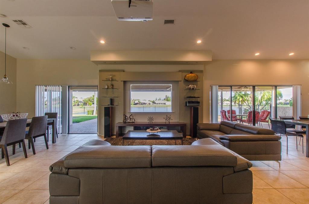 ISLAND LAKES SEC 1 1 - Residential Lease